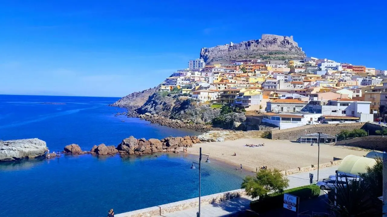 Appartamento Esclusiva Dimora Storica nel cuore del Borgo Medievale---- Exclusive Historical House inside the Medieval Village Castelsardo
