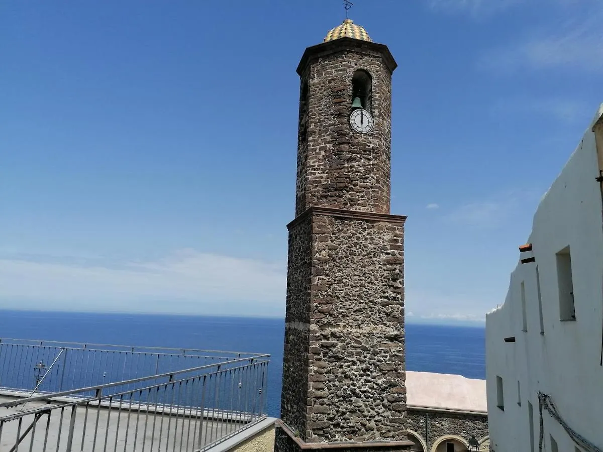 Apartment Esclusiva Dimora Storica: Medieval Heart Retreat Castelsardo